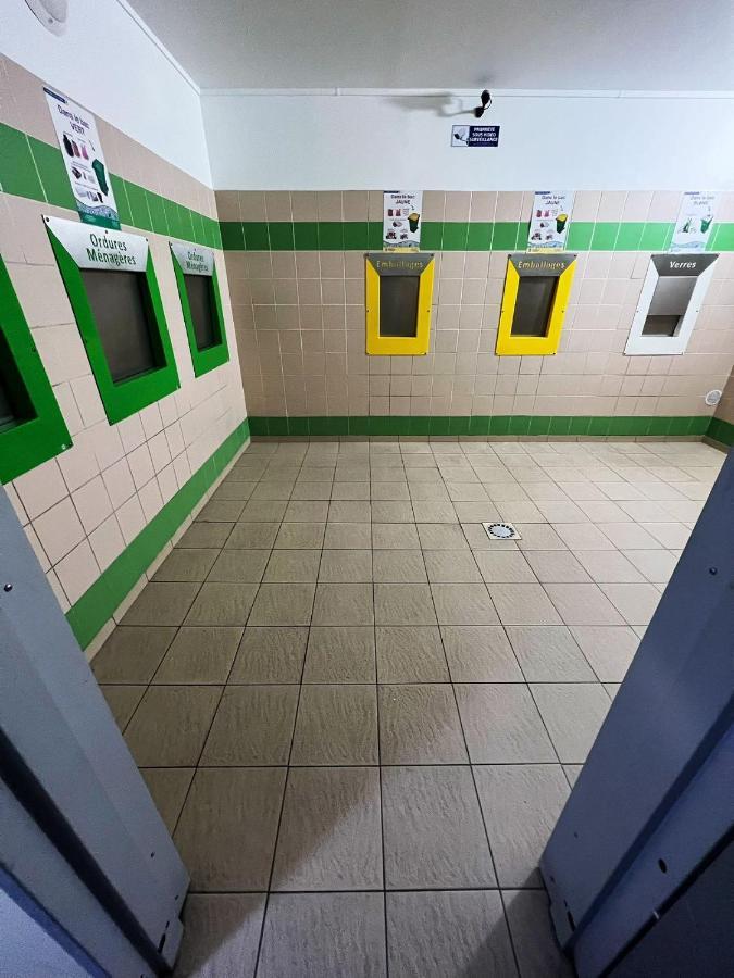 Apartment Near Subway And Supermarket Paris Luaran gambar