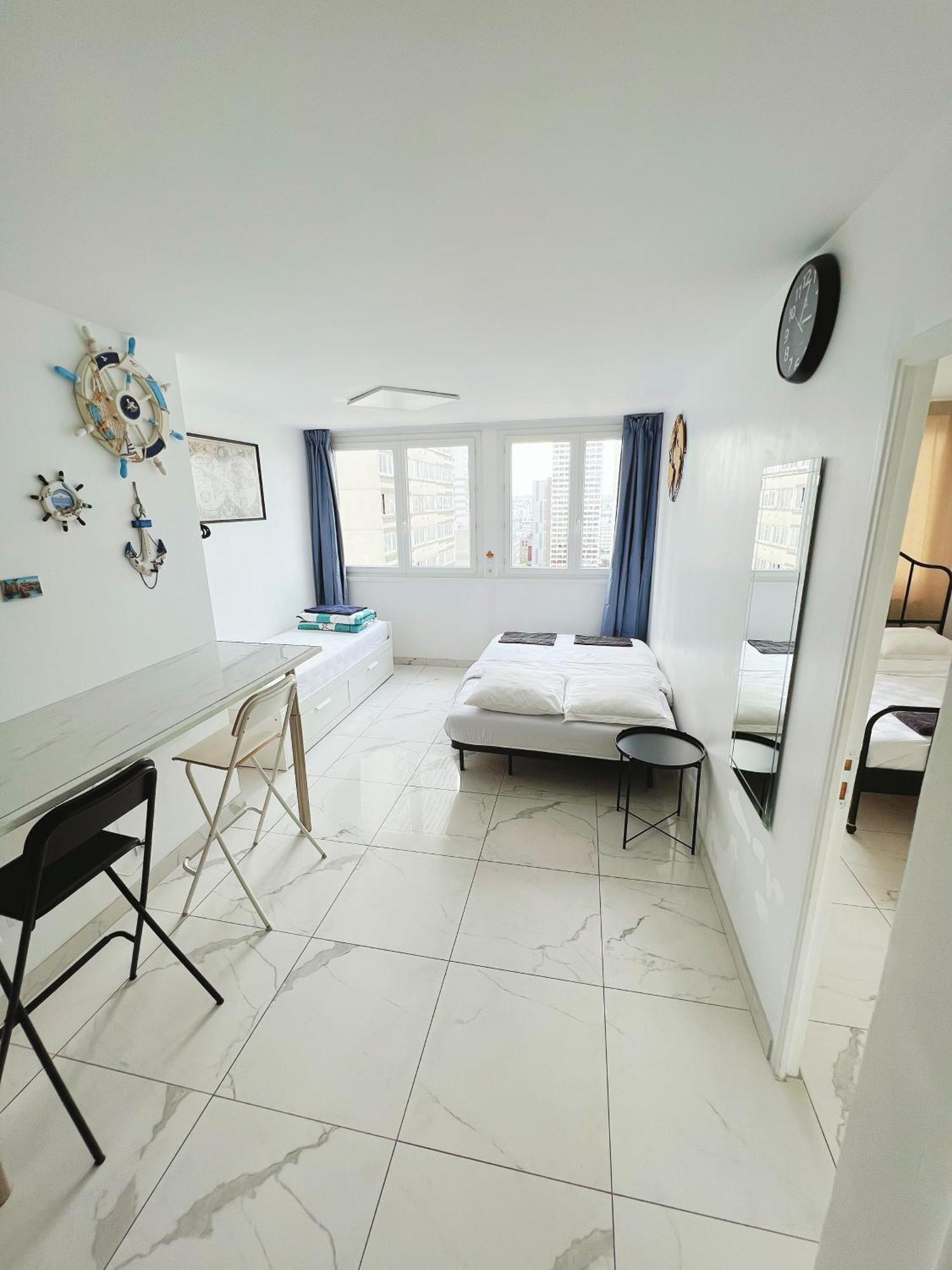 Apartment Near Subway And Supermarket Paris Luaran gambar